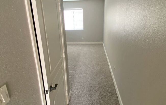 2 beds, 2 baths, $1,995, Unit # 120