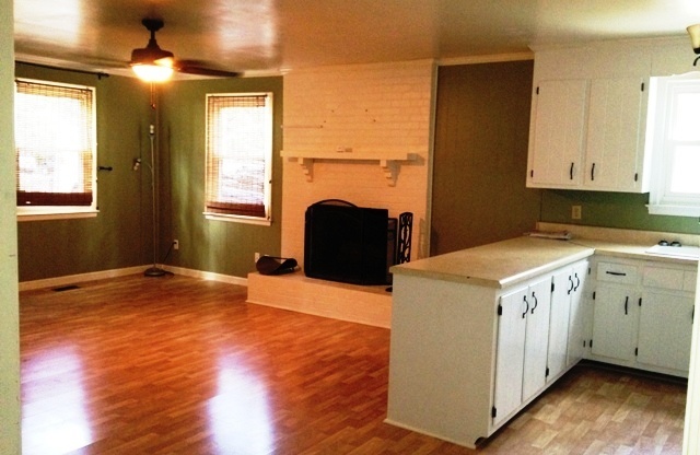 4 BR / 2 BA Cute Cape Cod In Chester, Available June 5th!