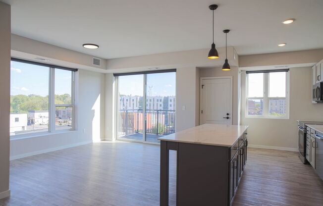 2 beds, 2 baths, 1,144 sqft, $2,650, Unit 527