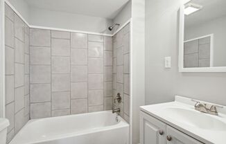 Large 2BR/2BA Eastside Savannah House For Rent