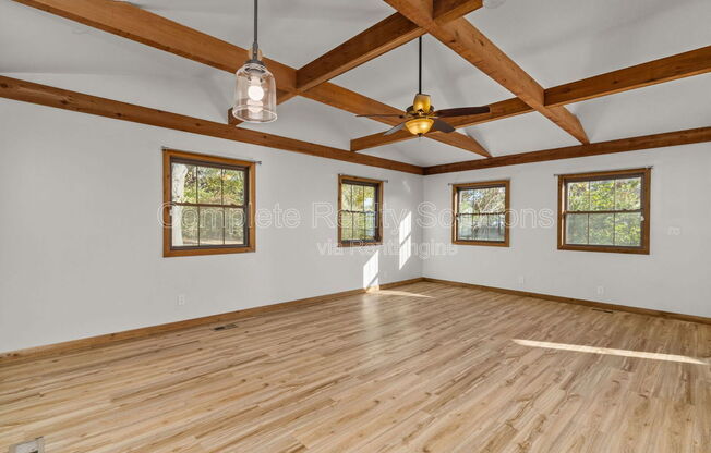 1150 N FLORISSANT RD