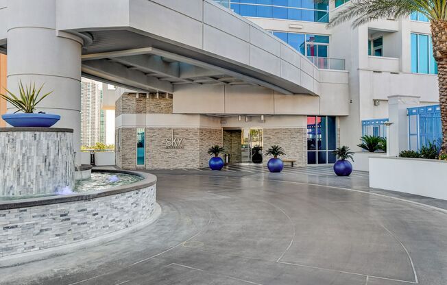 2 beds, 2 baths, $5,500