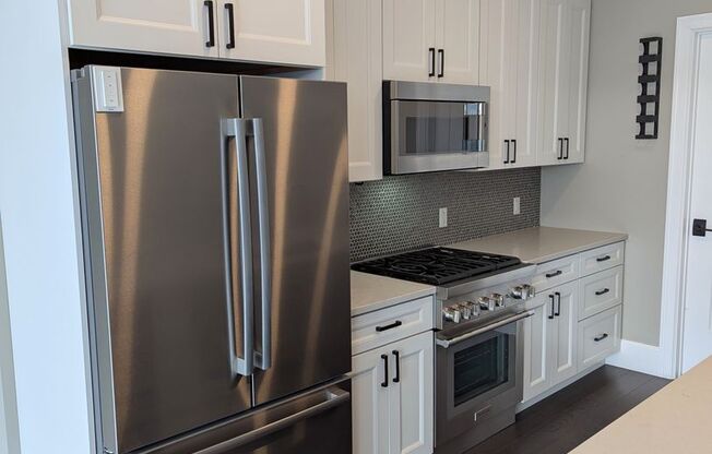 1 Bedroom 1 Bathroom Condo in Downtown Pittsburgh