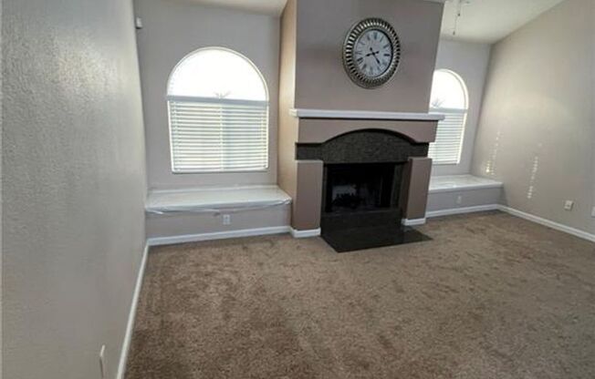 9325 W Desert Inn Rd. #206