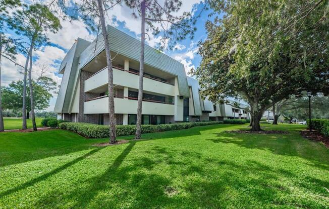 2 beds, 2 baths, 1,210 sqft, $1,950