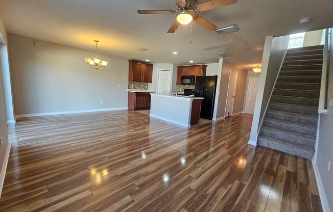 Seven Oaks 2/2.5 Townhouse