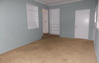 3 beds, 2 baths, 1,568 sqft, $1,400