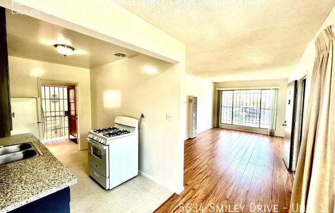 5634 SMILEY DR
