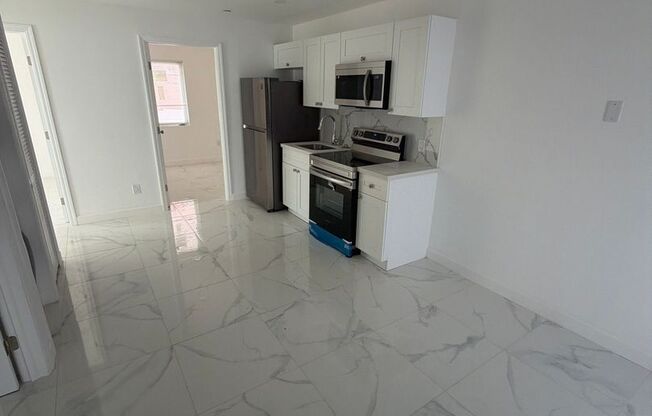 729 SW 3rd St (Catalina's Properties)