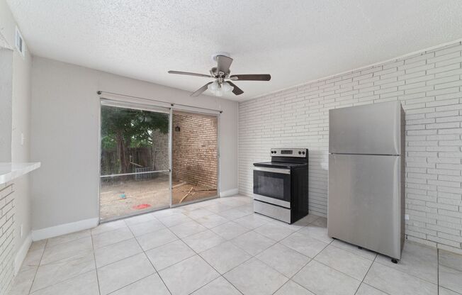 NEWLY RENOVATED APARTMENT IN HOUSTON