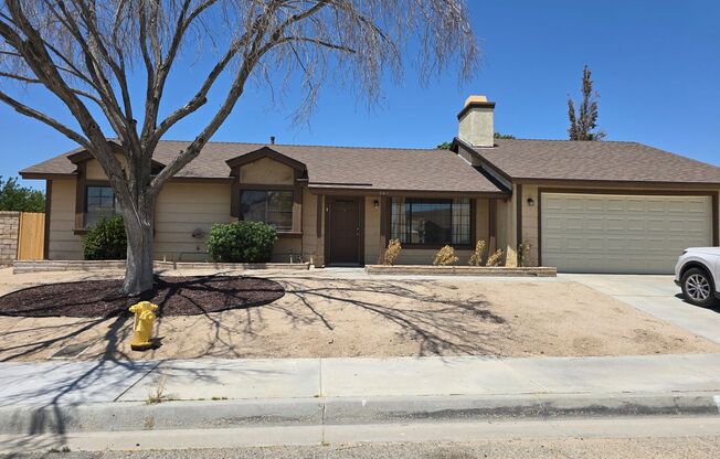 1743 W Avenue K9 Lancaster CA 93534