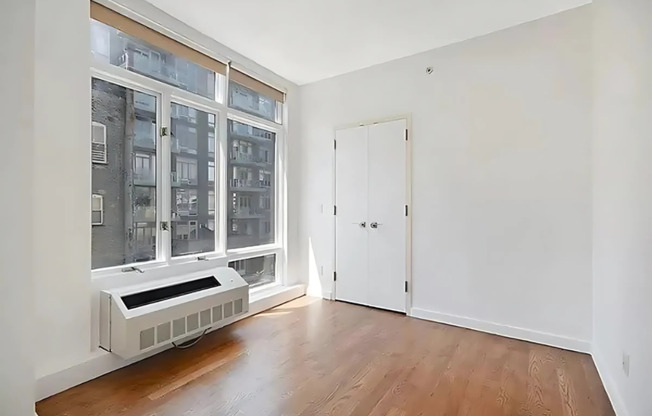 342 E 110 ST