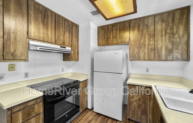 114 LUNA GRANDE CIR
