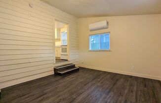 Studio, 1 bath, $995, Unit UNIT B