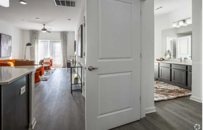 2 beds, 2 baths, 1,300 sqft, $1,495, Unit 209
