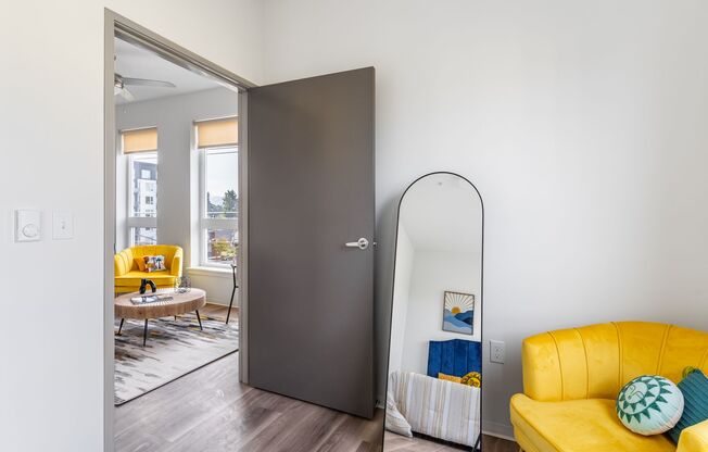 1 bed, 1 bath, 400 sqft, $1,350, Unit 409