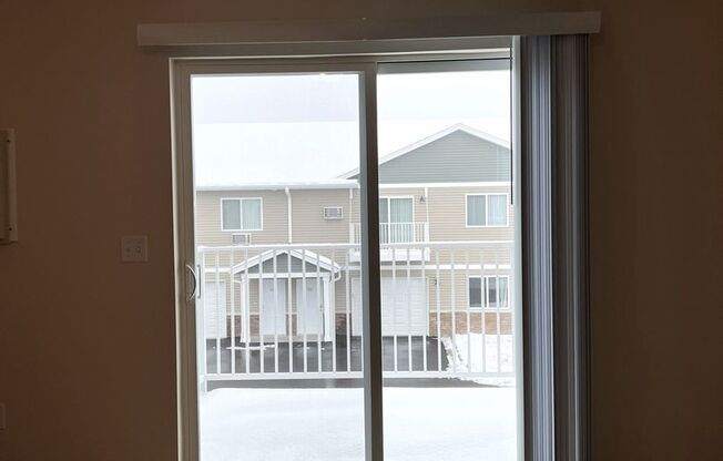 2 beds, 1 bath, 1,040 sqft, $1,485, Unit AT 709-34