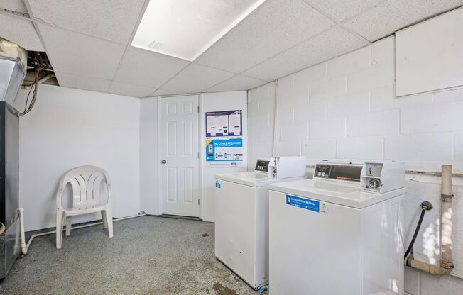 2 beds, 1 bath, 650 sqft, $950, Unit 1015 N Scott Avenue #109