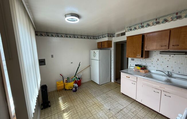 6440-6442 N Richmond