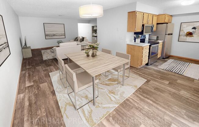 620/626 N Sycamore Ave