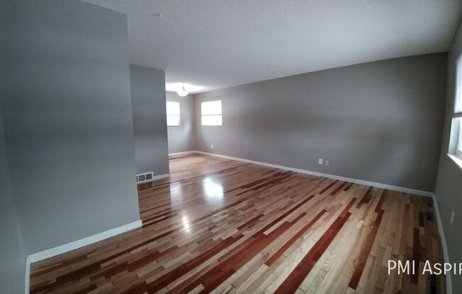 1613 SUNSET DR