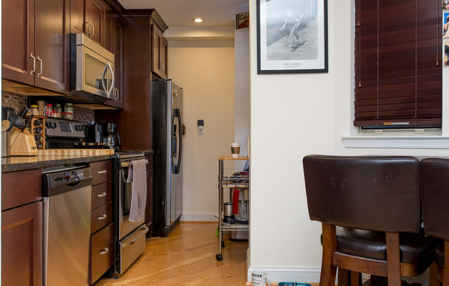 1621 T ST NW #606