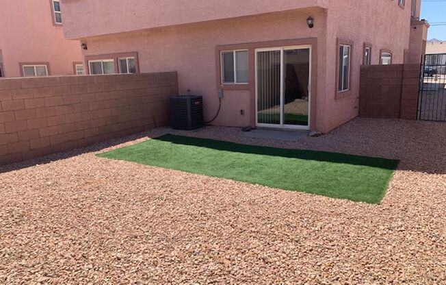 3 Bedroom Townhouse