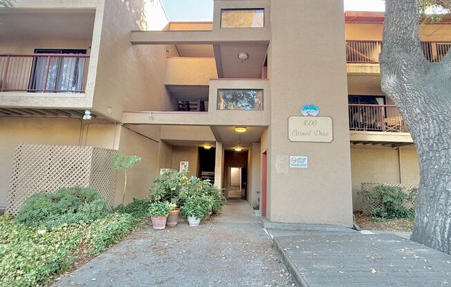 1 bed, 1 bath, $2,550, Unit # 18