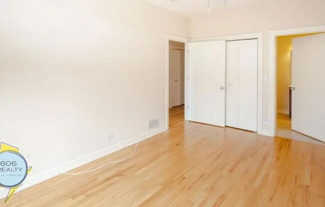 Remodeled Wrigleyville Apts!