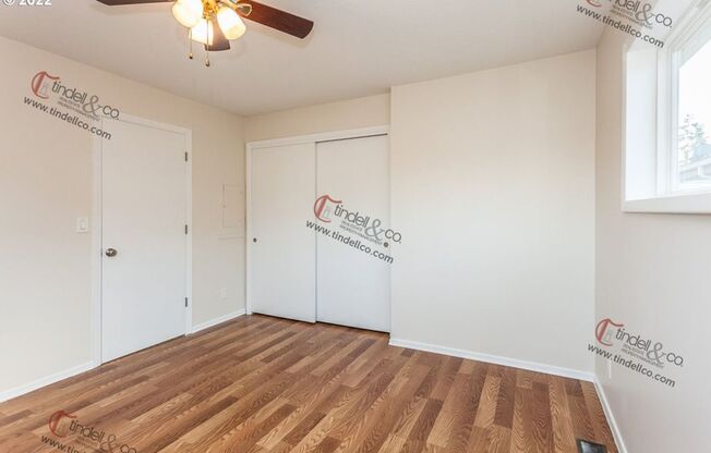 3 beds, 1 bath, $2,295