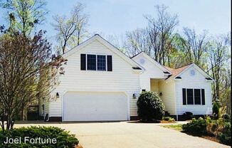3705 Shackleton Ln