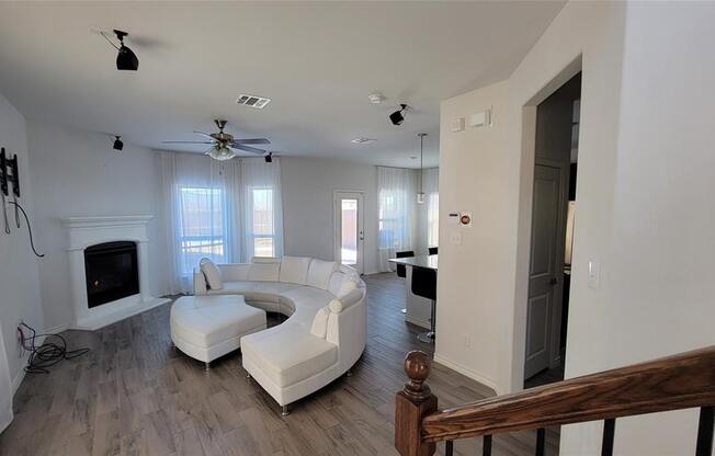 10040 Eagle Pass Place