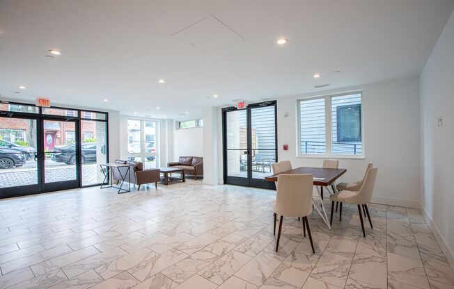 Charming 1 BR/1 BA Condo in Trinidad!