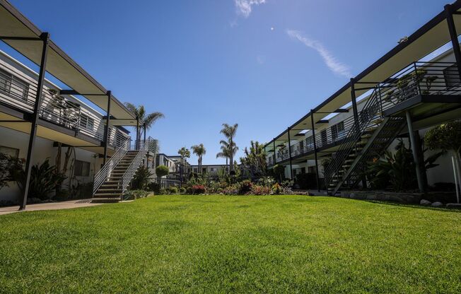 1 bed, 1 bath, 627 sqft, $2,195, Unit 05