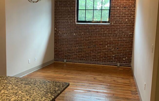 2 beds, 2 baths, 953 sqft, $1,650, Unit Bay 6 Unit 226