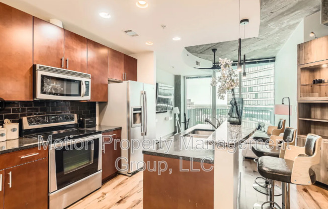 400 W Peachtree St NW