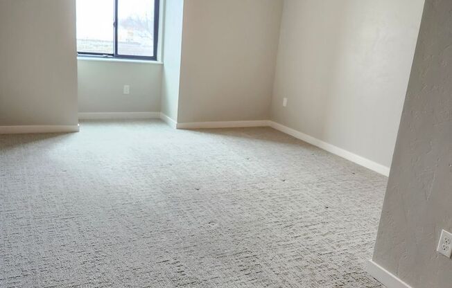 2 beds, 2 baths, 1,028 sqft, $1,700, Unit 403