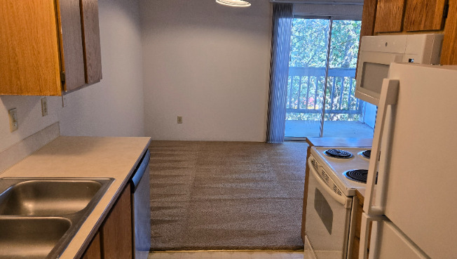 12716 13 LN SW