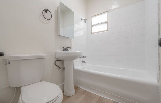 Studio, 1 bath, $1,695, Unit 109