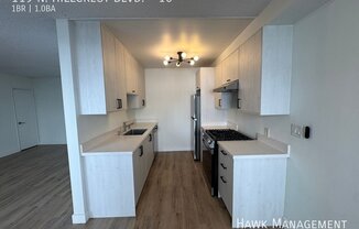 119 N HILLCREST BLVD