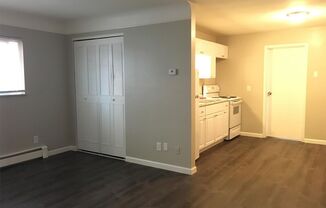 Pearl Street Apartments - Near Reading Bridal District!