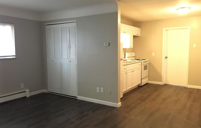 1 bed, 1 bath, $855, Unit PL 307-06