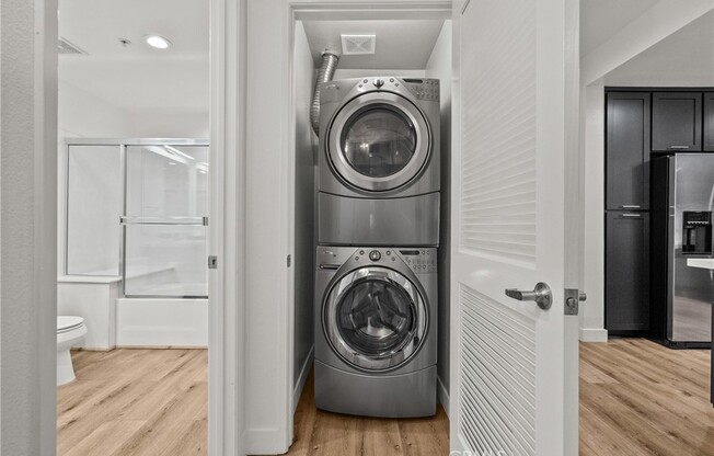 2 beds, 2 baths, 1,050 sqft, $3,250, Unit 206