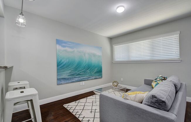 2 beds, 1 bath, 650 sqft, $899, Unit 4715-203