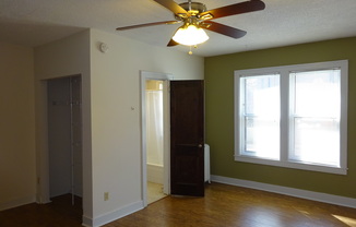 Studio, 1 bath, 375 sqft, $750, Unit 105