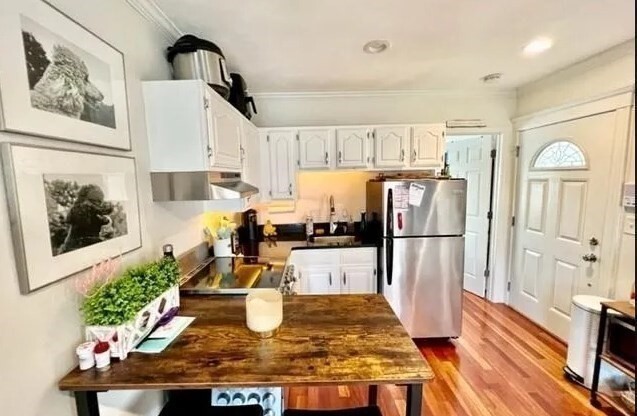 1 bed, 1 bath, 500 sqft, $2,500, Unit 2