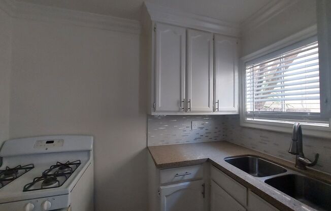 Studio, 1 bath, $1,395, Unit 14