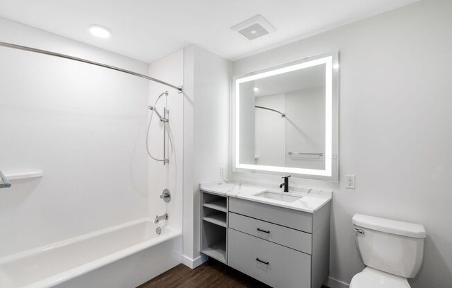 1 bed, 2 baths, 1,090 sqft, $2,250, Unit 524