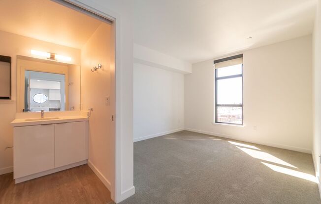 2 beds, 2 baths, 985 sqft, $3,695, Unit 310