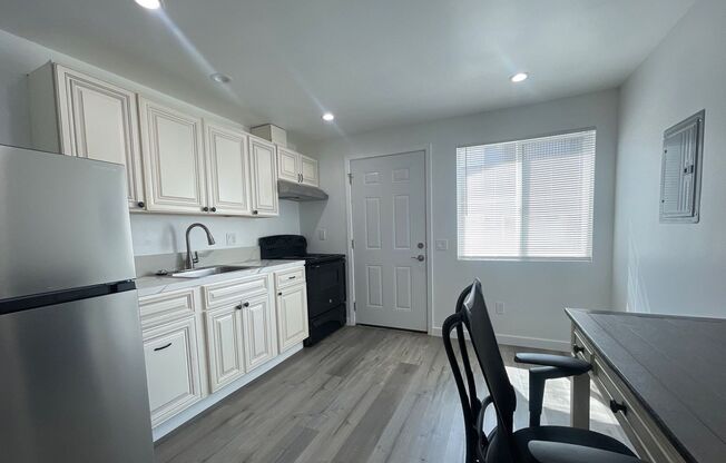 Studio, 1 bath, 348 sqft, $1,495, Unit 38